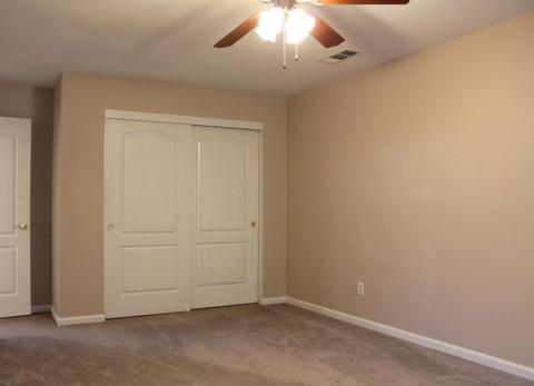 2437 E Seeger Ave, Visalia, CA 93292 photo 13
