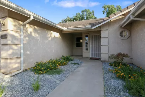 4125 E Laurel Ave, Visalia, CA 93292 photo 4
