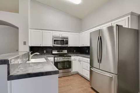 4125 E Laurel Ave, Visalia, CA 93292 photo 13