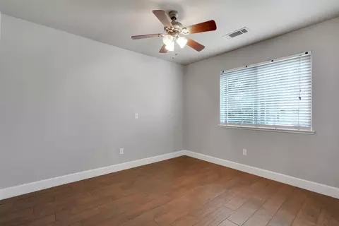4125 E Laurel Ave, Visalia, CA 93292 photo 19