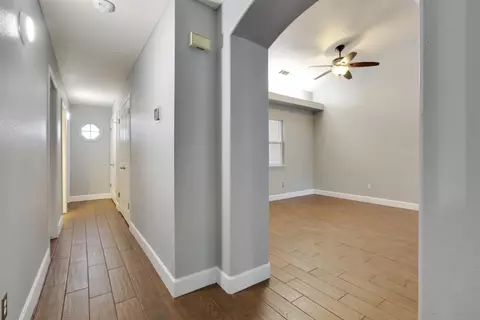 4125 E Laurel Ave, Visalia, CA 93292 photo 14