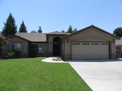 2301 Evergreen Ave, Visalia, CA 93292 photo 1