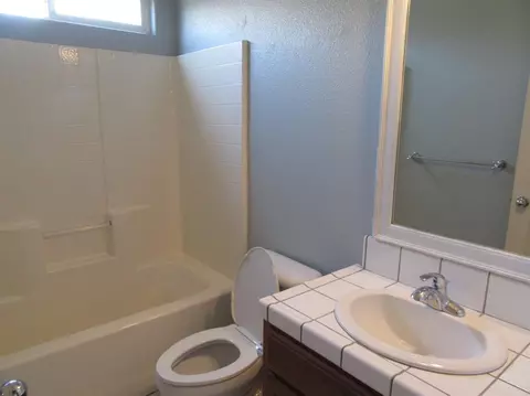 2301 Evergreen Ave, Visalia, CA 93292 photo 14