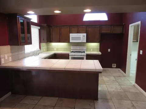 2301 Evergreen Ave, Visalia, CA 93292 photo 6