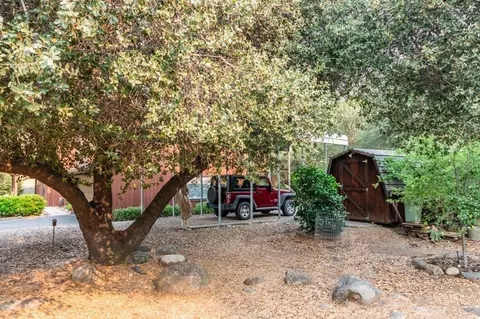 40862 Cherokee Oaks Dr, Three Rivers, CA 93271 photo 6