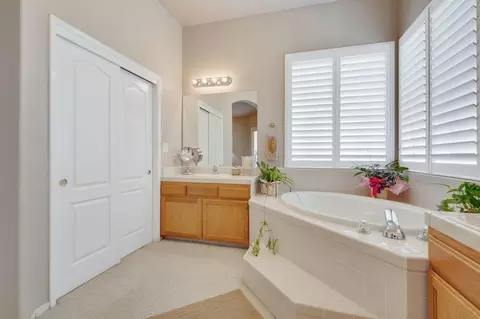 1129 E Ramblewood Dr, Dinuba, CA 93618 photo 20
