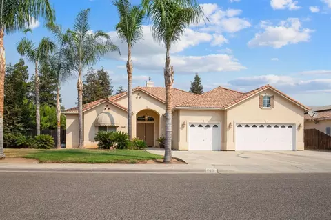 1129 E Ramblewood Dr, Dinuba, CA 93618 photo 1