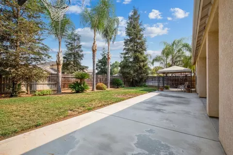 1129 E Ramblewood Dr, Dinuba, CA 93618 photo 32