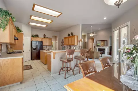1129 E Ramblewood Dr, Dinuba, CA 93618 photo 15