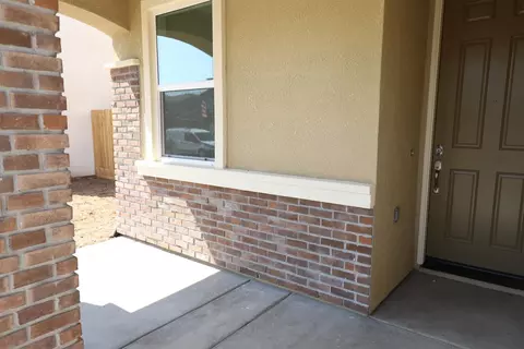 3734 E Cypress Ave, Visalia, CA 93292 photo 4