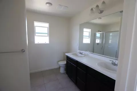 3746 E Cypress Ave, Visalia, CA 93292 photo 17