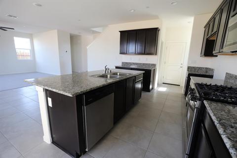 3750 E Cypress Ave, Visalia, CA 93292 photo 11