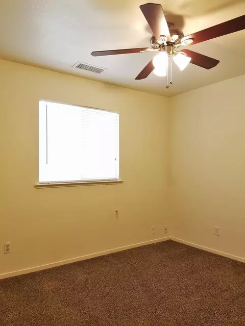 776 Pepper Ave, Lemoore, CA 93245 photo 16