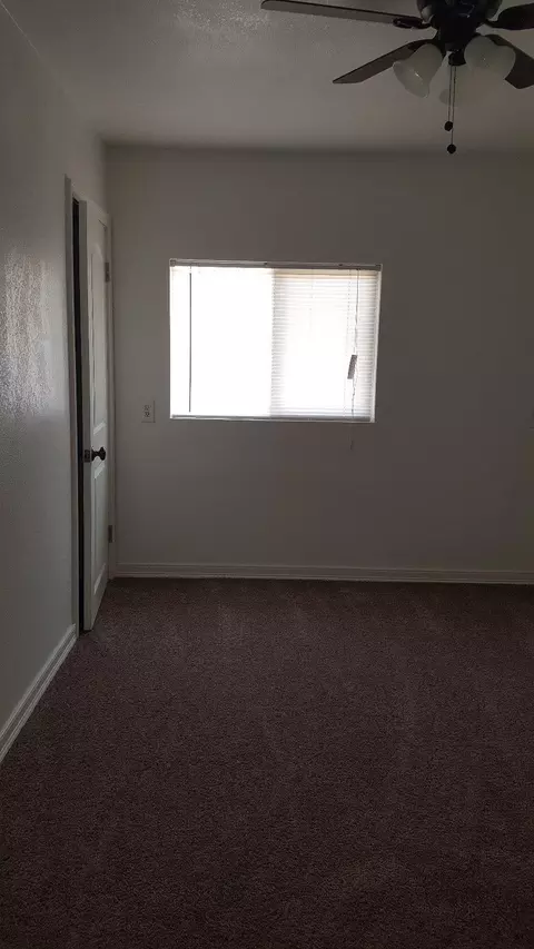 648 S Maple #B, Pixley, CA 93256 photo 5