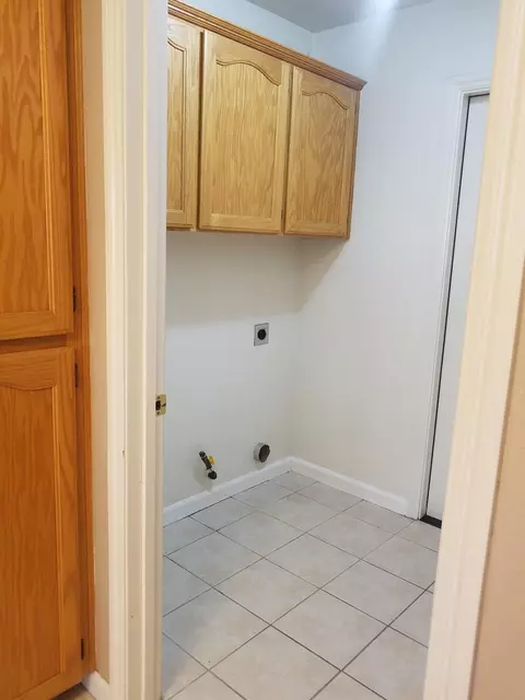 2330 E Cherry Ave, Visalia, CA 93292 photo 8