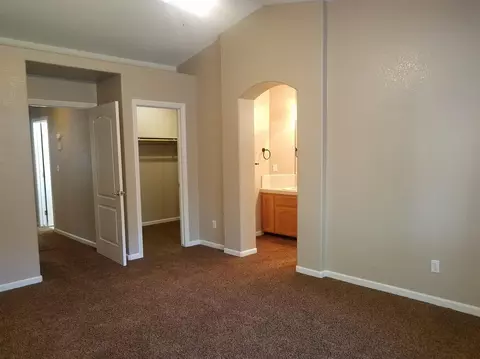 2330 E Cherry Ave, Visalia, CA 93292 photo 15