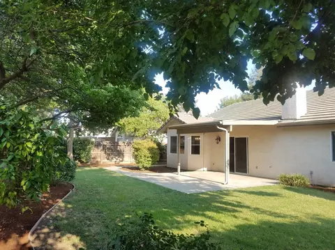 2330 E Cherry Ave, Visalia, CA 93292 photo 25