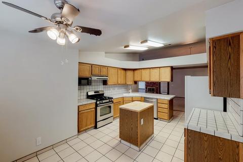 1742 E Sequoia Ave, Visalia, CA 93292 photo 7