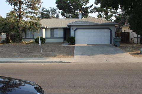 1918 E Roosevelt Ct, Visalia, CA 93292 photo 1