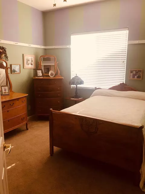 906 E Chestnut Ct, Visalia, CA 93292 photo 19