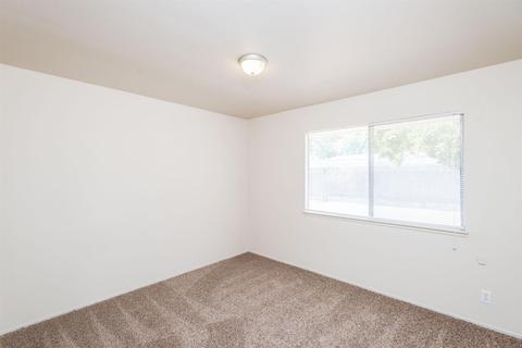175 E Birch Ave, Hanford, CA 93230 photo 12