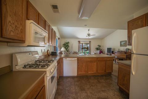 4300 E Bennett Cir, Visalia, CA 93292 photo 7