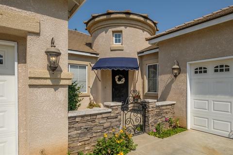 1656 N Holly Ave, Clovis, CA 93619 photo 1