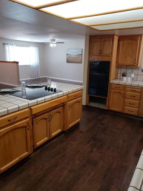 1253 Cedar Ln, Lemoore, CA 93245 photo 13