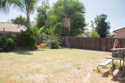 4011 E Hillcrest Ave, Visalia, CA 93292 photo 15
