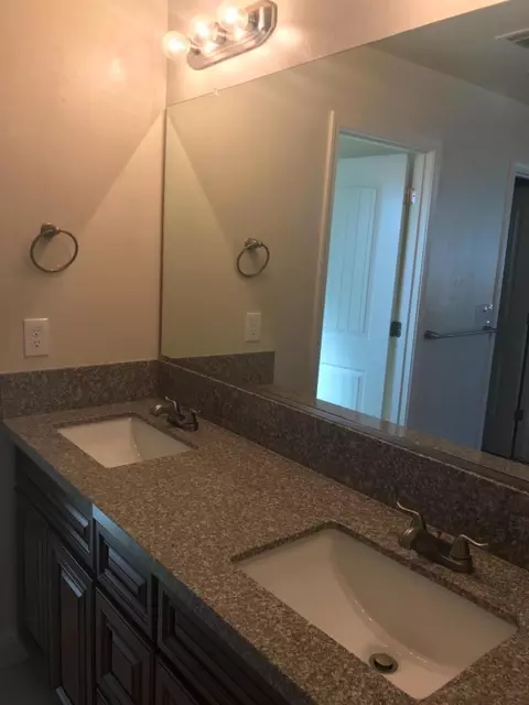 1233 Ellsworth Ave, Pixley, CA 93256 photo 10