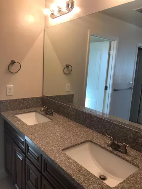 1233 Ellsworth Ave, Pixley, CA 93256 photo 9
