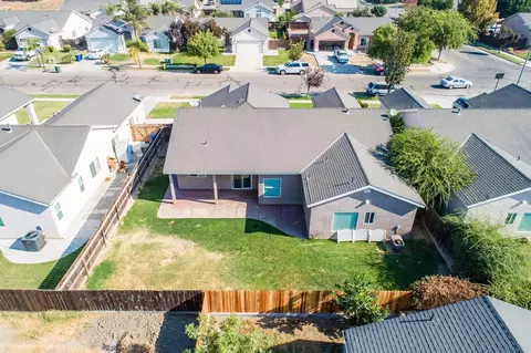 1627 Persimmon St, Lemoore, CA 93245 photo 34