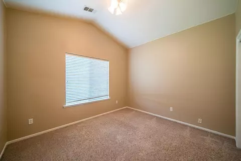 1627 Persimmon St, Lemoore, CA 93245 photo 26