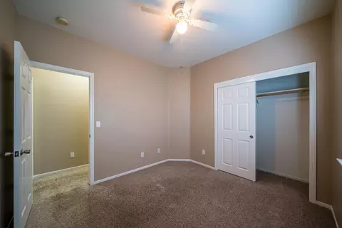 1627 Persimmon St, Lemoore, CA 93245 photo 23