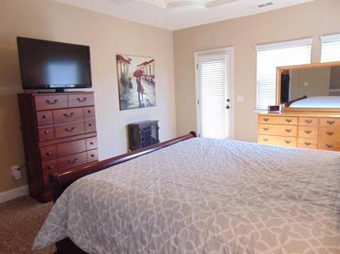 3601 E Feemster Ave, Visalia, CA 93292 photo 14