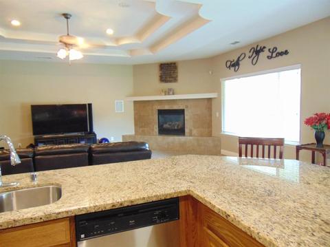 3601 E Feemster Ave, Visalia, CA 93292 photo 10