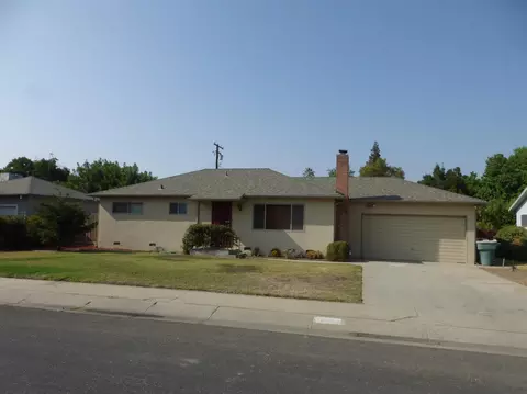 3030 E Meadow Ave, Visalia, CA 93292 photo 1