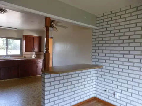 3030 E Meadow Ave, Visalia, CA 93292 photo 5
