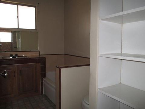 2397 E Sierra Ave, Tulare, CA 93274 photo 8