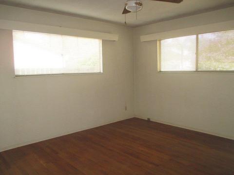 2397 E Sierra Ave, Tulare, CA 93274 photo 9