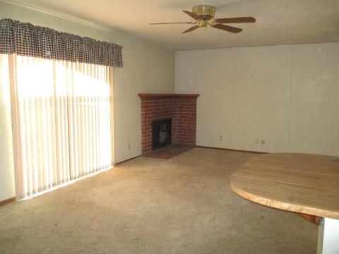2397 E Sierra Ave, Tulare, CA 93274 photo 4