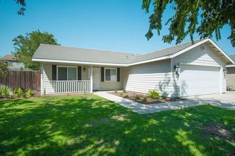3746 E College Ave, Visalia, CA 93292 photo 1