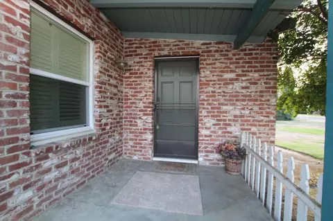 1929 E Tulare Ave, Visalia, CA 93292 photo 21