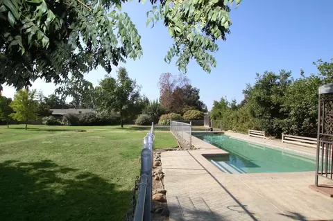 1929 E Tulare Ave, Visalia, CA 93292 photo 3