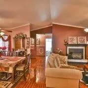 2731 E Delta Ave, Visalia, CA 93292 photo 2