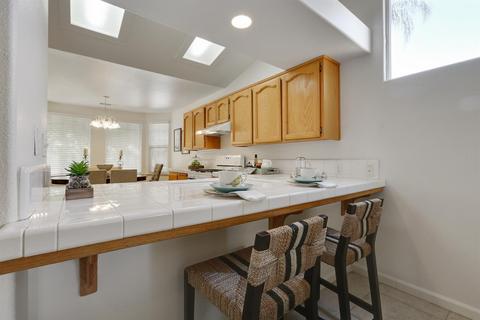 1526 E Mesa Ct, Visalia, CA 93292 photo 10