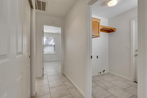 1526 E Mesa Ct, Visalia, CA 93292 photo 16