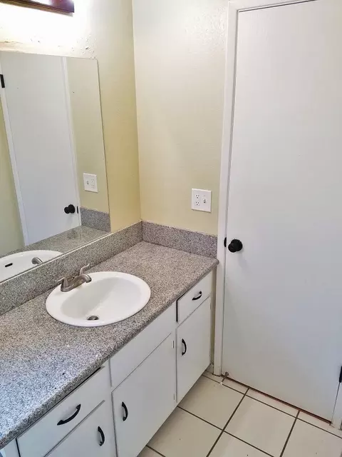 590 Wood Ln, Lemoore, CA 93245 photo 23