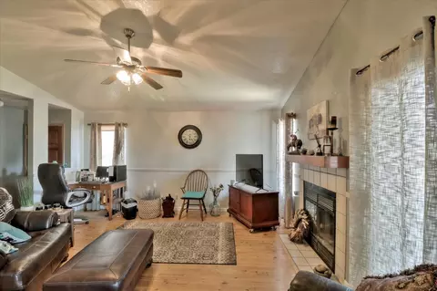 211 Waldo Ave, Exeter, CA 93221 photo 10