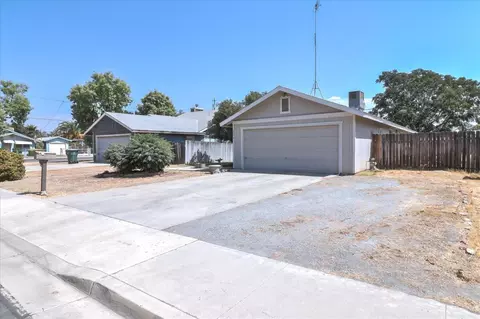 211 Waldo Ave, Exeter, CA 93221 photo 2
